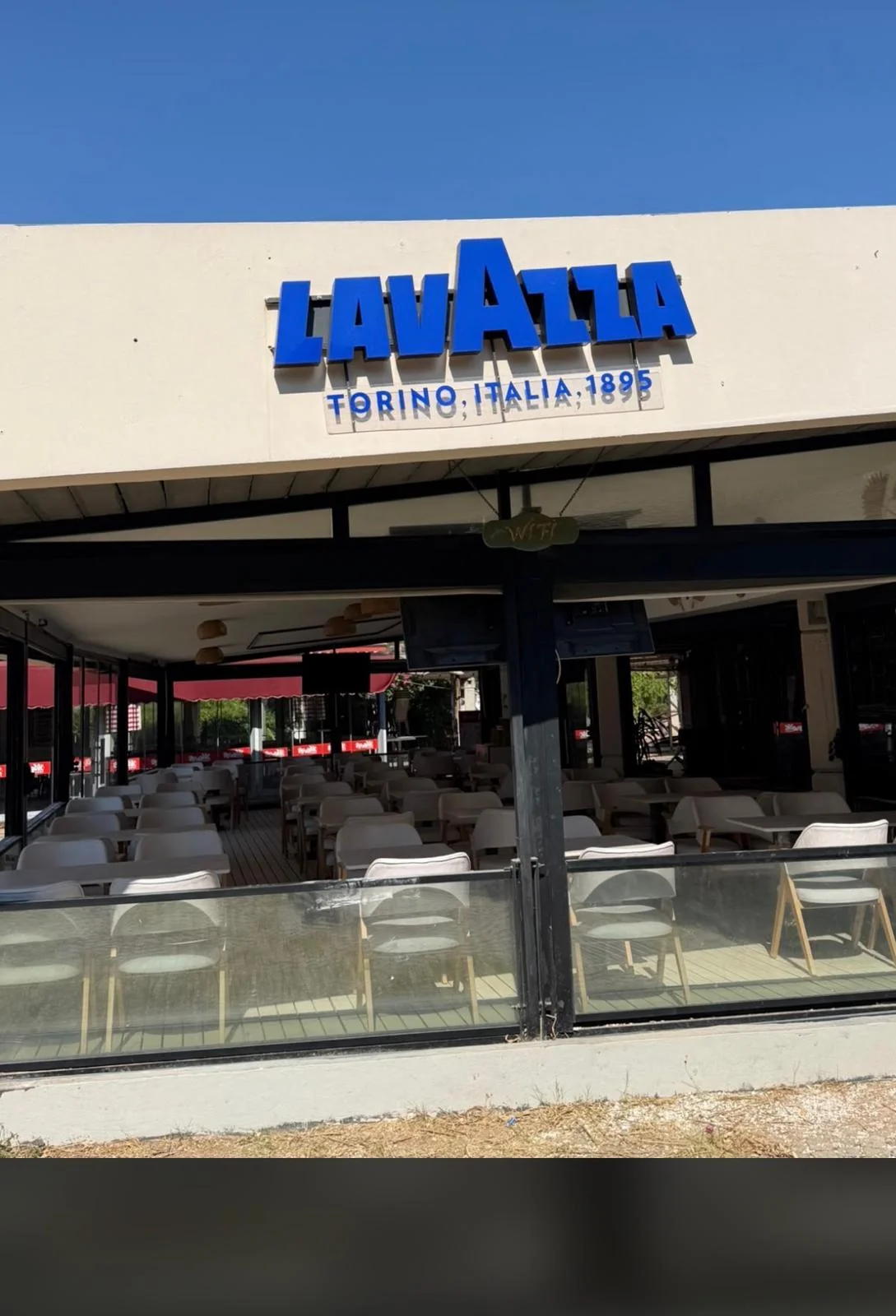 Lavazza Cafe